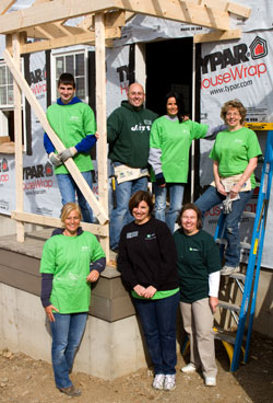 TD Bank employees building house